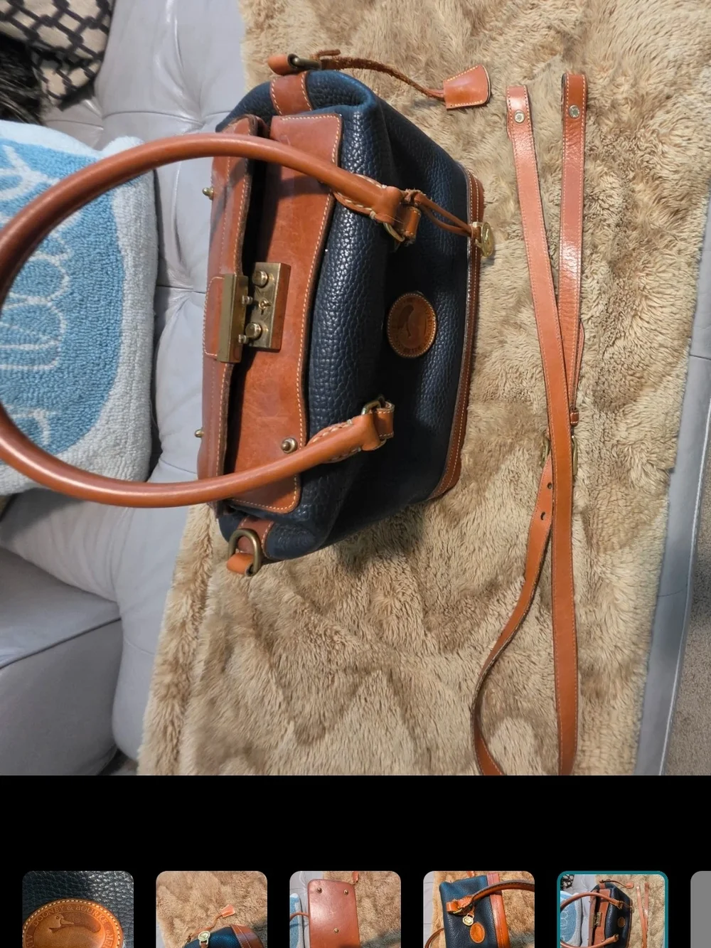 Dooney & Bourke classic vintage